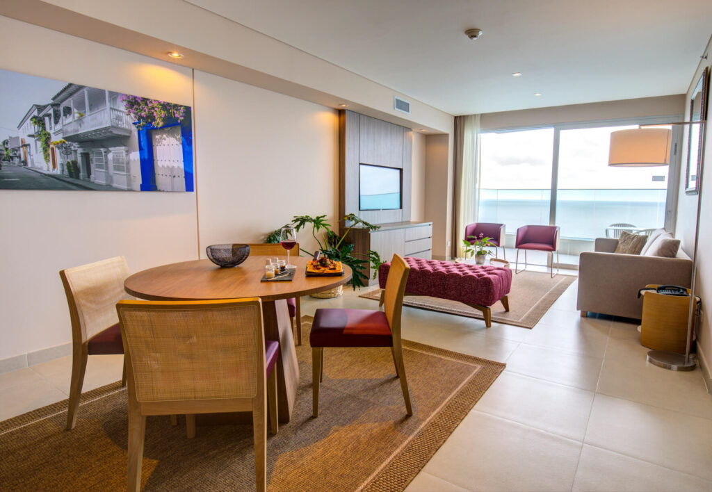 Suite con sala y vista al mar